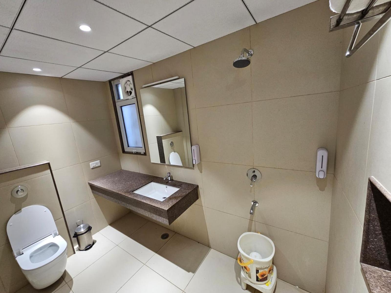 Hotel Bagla Atithi Banaras バラナシ エクステリア 写真